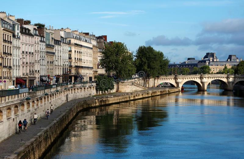 Апартаменти Daumier - New 2 Bdrs Flat Near La Seine Париж Екстер'єр фото